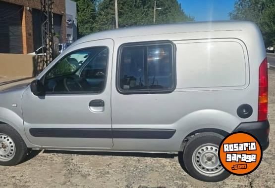Utilitarios - Renault KANGOO CONFORT PH3 FURGÓN 2016 GNC 134133Km - En Venta