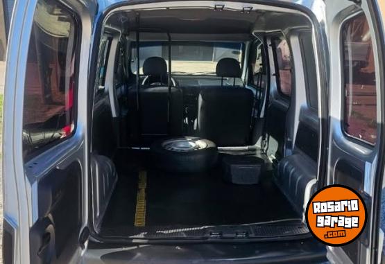 Utilitarios - Renault KANGOO CONFORT PH3 FURGÓN 2016 GNC 134133Km - En Venta