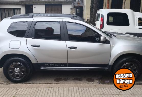 Camionetas - Renault Duster 2016 GNC 96000Km - En Venta