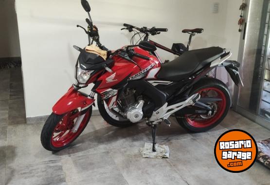 Motos - Honda Cb250 Twister 2022 Nafta 6100Km - En Venta