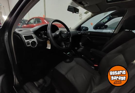 Autos - Volkswagen Bora 2011 Nafta 155400Km - En Venta
