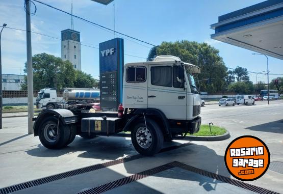 Camiones y Grúas - Mercedes 1722 tractor - En Venta