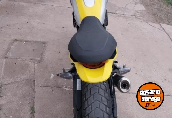 Motos - Ducati Scrambler 2025 Nafta 8000Km - En Venta
