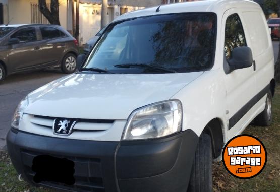 Utilitarios - Peugeot Furg�n Confort 2012 GNC 220000Km - En Venta