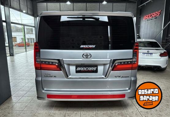Utilitarios - Toyota Hiace VX PREMIUM 2023 Diesel 130000Km - En Venta