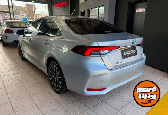 Autos - Toyota Corolla SEG Hibrido 2024 20000Km - En Venta