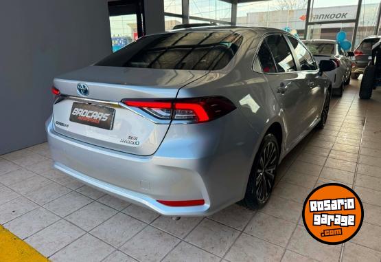 Autos - Toyota Corolla SEG Hibrido 2024 20000Km - En Venta
