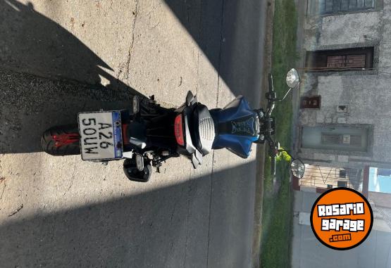 Motos - Honda Cb 300 F 2026 Nafta 5800Km - En Venta