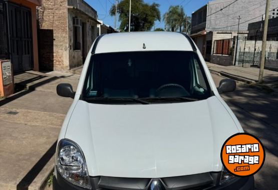 Utilitarios - Renault Kangoo 2016 Nafta 168000Km - En Venta