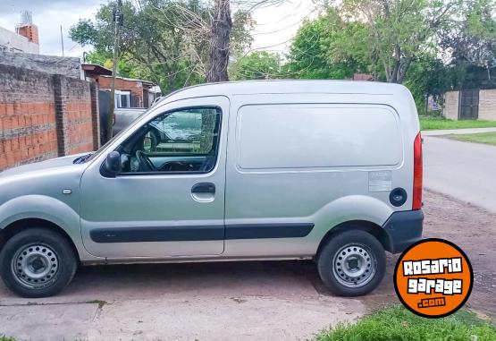 Utilitarios - Renault Kangoo 2016 Nafta 300000Km - En Venta