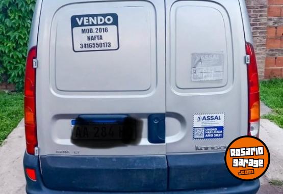 Utilitarios - Renault Kangoo 2016 Nafta 300000Km - En Venta