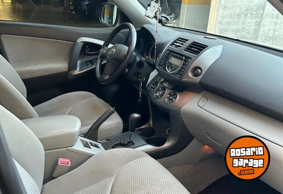 Camionetas - Toyota Rav 4 2013 Nafta 198500Km - En Venta