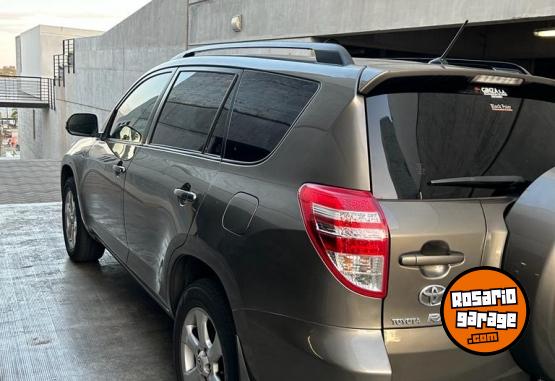 Camionetas - Toyota Rav 4 2013 Nafta 198500Km - En Venta
