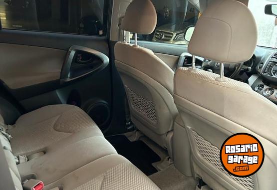 Camionetas - Toyota Rav 4 2013 Nafta 198500Km - En Venta