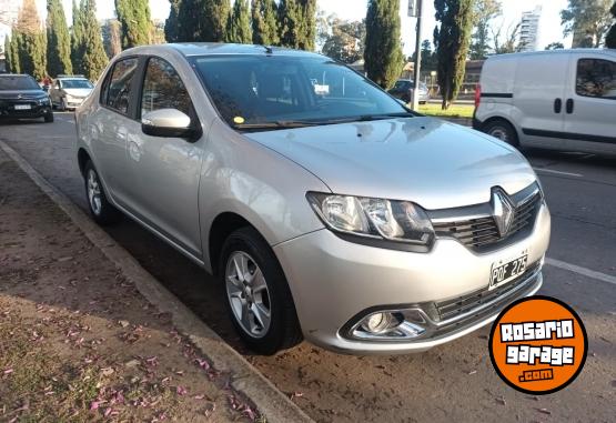 Autos - Renault LOGAN PRIVILEGE 1.6 16 V 2016 Nafta 101000Km - En Venta