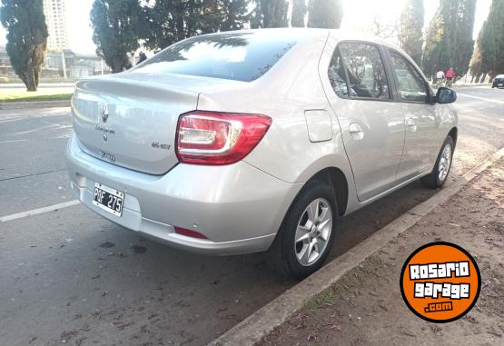 Autos - Renault LOGAN PRIVILEGE 1.6 16 V 2016 Nafta 101000Km - En Venta