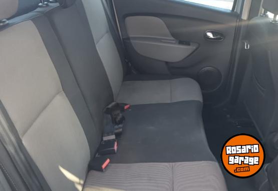 Autos - Renault LOGAN PRIVILEGE 1.6 16 V 2016 Nafta 101000Km - En Venta