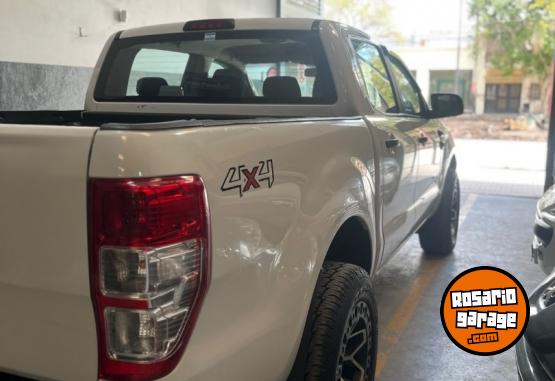 Camionetas - Ford RANGER 2.2TDI XL SAF 4X4 2017 Diesel 117000Km - En Venta