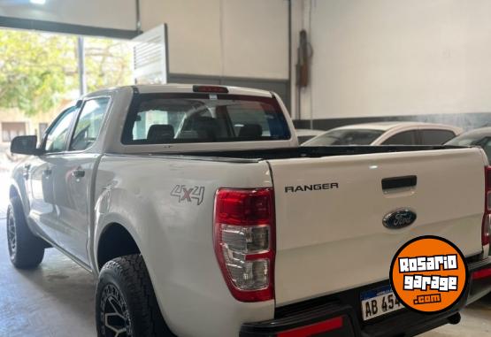Camionetas - Ford RANGER 2.2TDI XL SAF 4X4 2017 Diesel 117000Km - En Venta