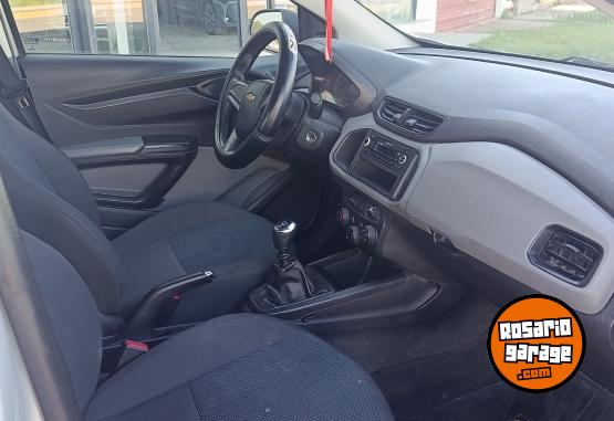 Autos - Chevrolet Onix 1.6 joy 2017 GNC 122000Km - En Venta