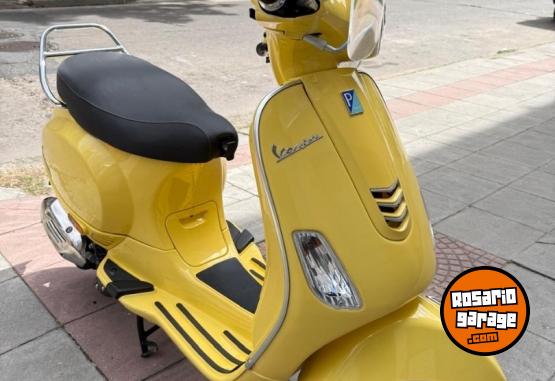 Motos - Vespa Vxl 150 2025 Nafta 1500Km - En Venta