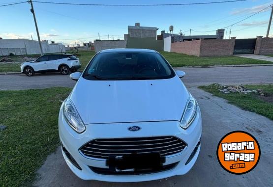 Autos - Ford Fiesta 2015 Nafta 114000Km - En Venta
