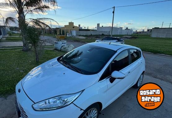 Autos - Ford Fiesta 2015 Nafta 114000Km - En Venta