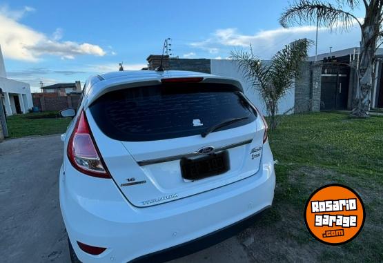 Autos - Ford Fiesta 2015 Nafta 114000Km - En Venta