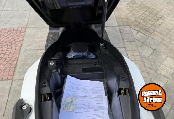 Motos - Kymco X town 250 2023 Nafta 7600Km - En Venta