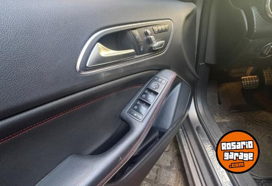 Autos - Mercedes Benz Clase A 2.0 A250 Amg-line 2017 Nafta 73800Km - En Venta