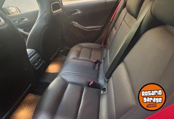 Autos - Mercedes Benz Clase A 2.0 A250 Amg-line 2017 Nafta 73800Km - En Venta