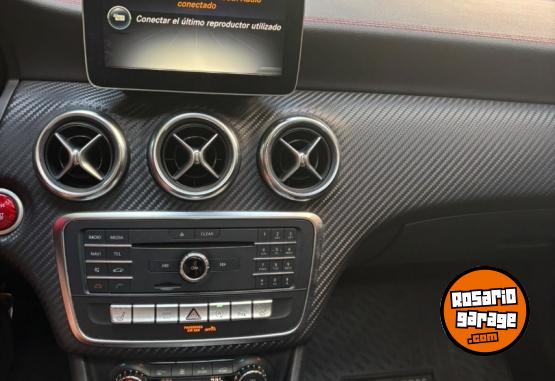 Autos - Mercedes Benz Clase A 2.0 A250 Amg-line 2017 Nafta 73800Km - En Venta