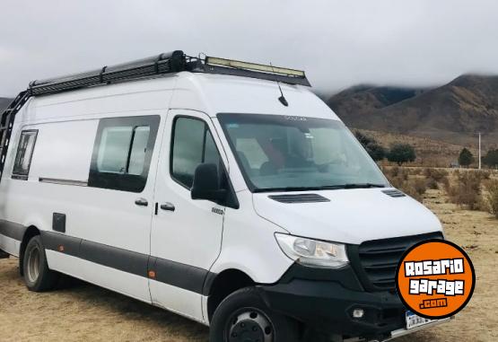 Camiones y Grúas - Motorhome Sprinter 515 XL super completo. - En Venta