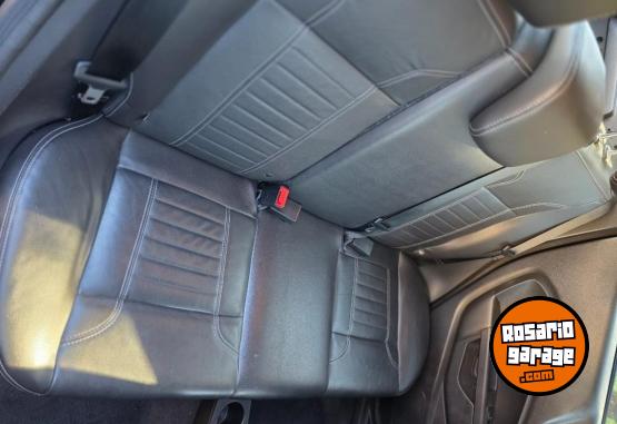 Autos - Ford Titanium powershif 2015 Nafta 58100Km - En Venta