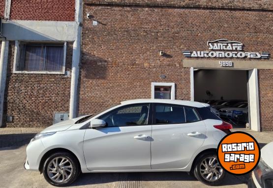 Autos - Toyota Yaris 2022 Nafta 37000Km - En Venta