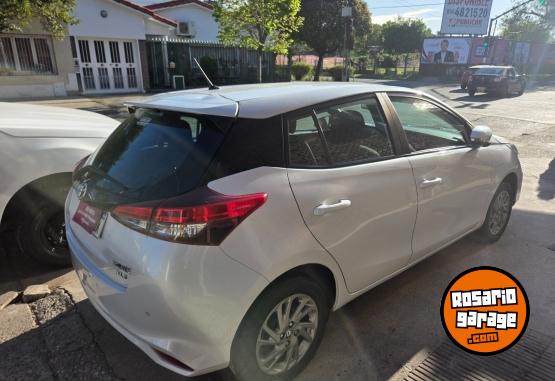 Autos - Toyota Yaris 2022 Nafta 37000Km - En Venta