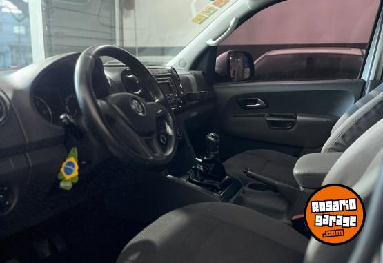 Camionetas - Volkswagen AMAROK 2.0 TRENDLINE 4X4 2016 Diesel 233000Km - En Venta