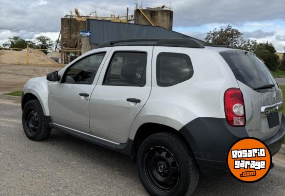 Autos - Renault Duster 2011 GNC 240000Km - En Venta