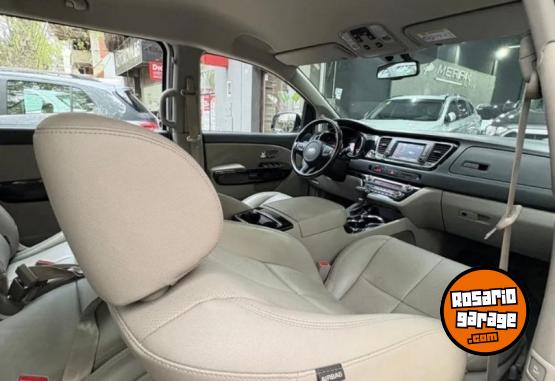 Autos - Kia CARNIVAL EX 2.2 AT CRDI 2020 Diesel 135000Km - En Venta