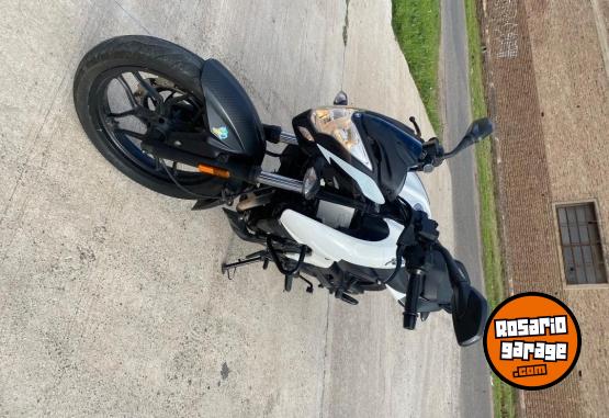 Motos - Bajaj Rouser ns200 2023 Nafta 16400Km - En Venta