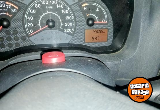 Autos - Fiat Siena attractive 2011 Nafta 145000Km - En Venta