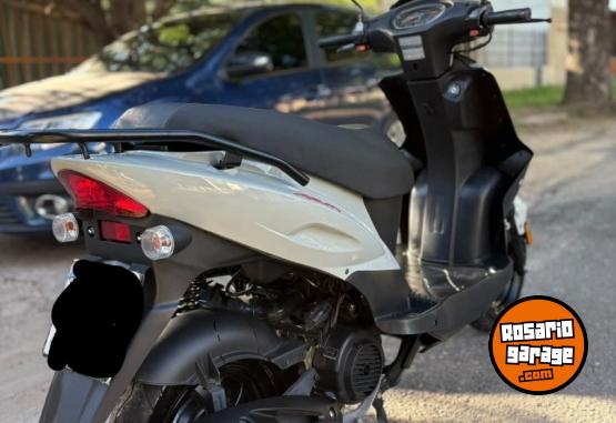 Motos - Kymco Agiliity 125 2024 Nafta 11500Km - En Venta