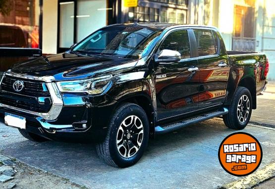 Camionetas - Toyota HILUX SRX 4X4 AUTOMATICA 2023 Diesel 179000Km - En Venta