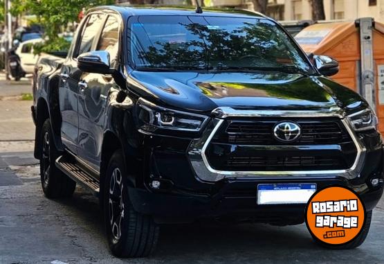 Camionetas - Toyota HILUX SRX 4X4 AUTOMATICA 2023 Diesel 179000Km - En Venta