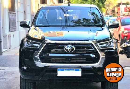 Camionetas - Toyota HILUX SRX 4X4 AUTOMATICA 2023 Diesel 179000Km - En Venta