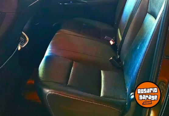 Camionetas - Toyota HILUX SRX 4X4 AUTOMATICA 2023 Diesel 179000Km - En Venta