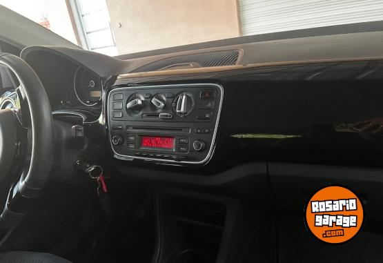 Autos - Volkswagen Cross Up 2017 Nafta 133000Km - En Venta