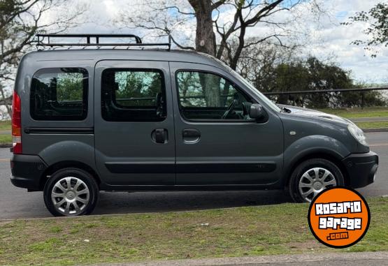 Utilitarios - Renault Kangoo 2013 Nafta 210000Km - En Venta