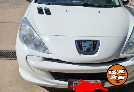 Autos - Peugeot 207 2014 Nafta 150000Km - En Venta