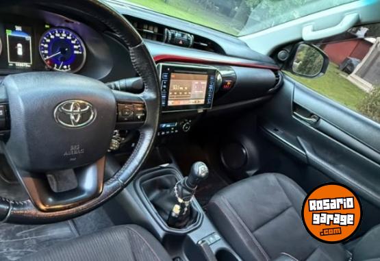 Camionetas - Toyota Hilux 2019 Diesel 170000Km - En Venta